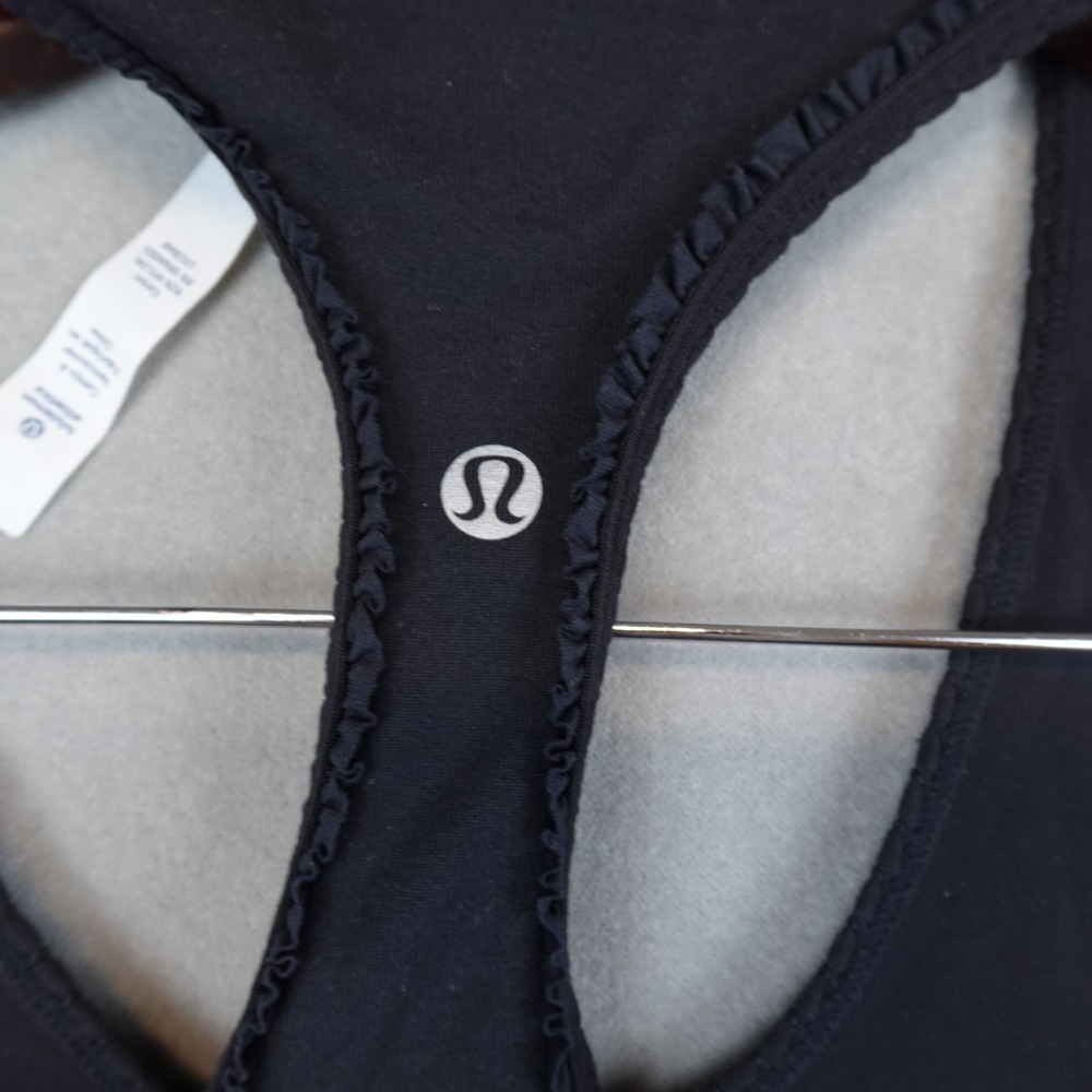 Lululemon Cool Racerback Tank Top Ruffle Womens 10 Black Sleeveless Luon Light - Picture 6 of 8